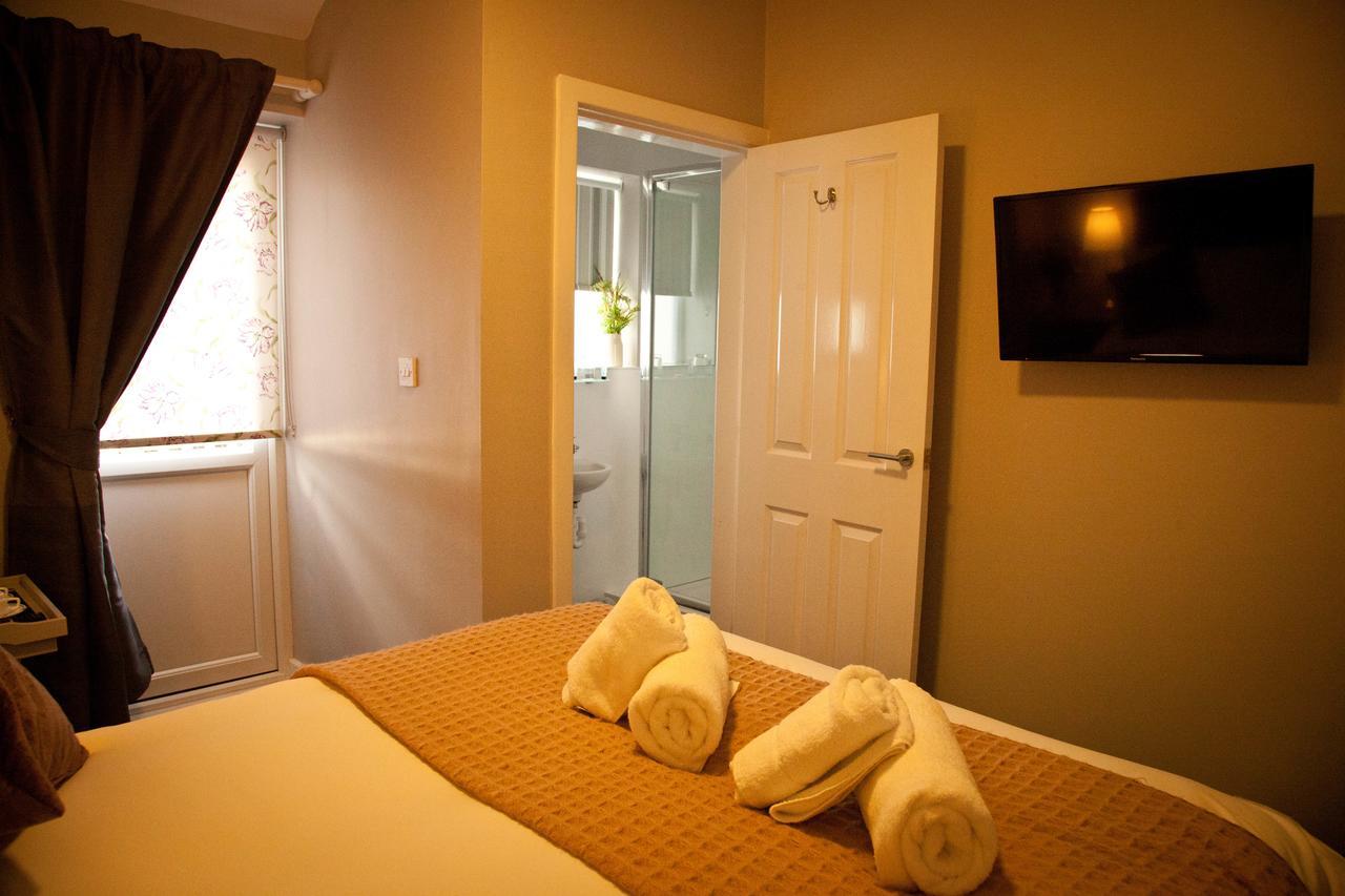 Rowton Poplars Hotel 체스터 외부 사진